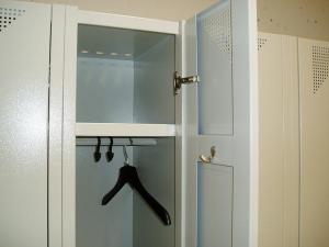 Einsatzschrank mit Tür